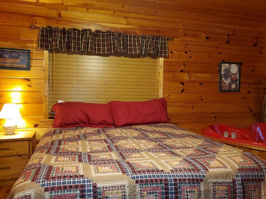 Beary Tale! Your Happily Ever After Starts Here! Sevierville Esterno foto