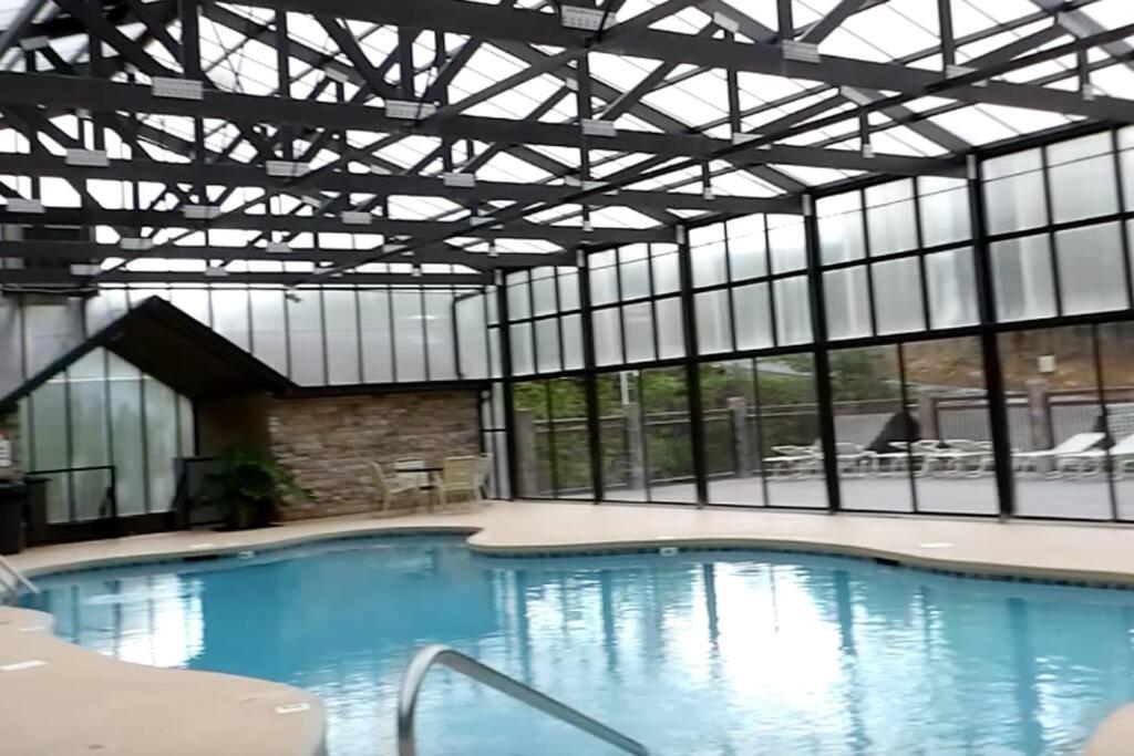 Beary Tale! Your Happily Ever After Starts Here! Sevierville Esterno foto