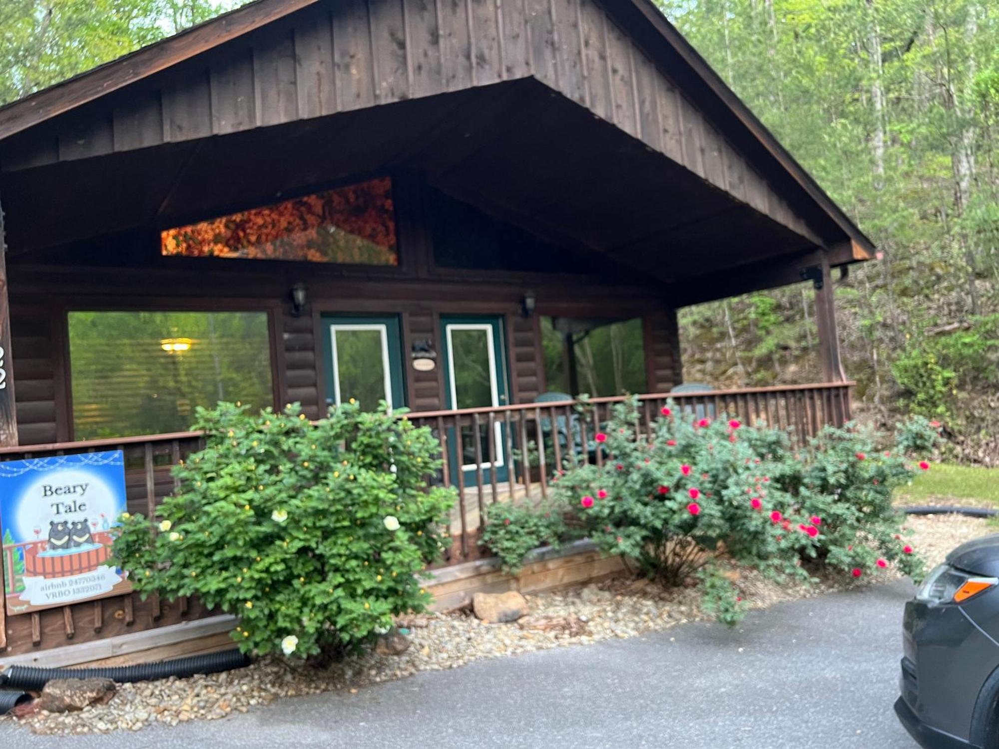 Beary Tale! Your Happily Ever After Starts Here! Sevierville Esterno foto